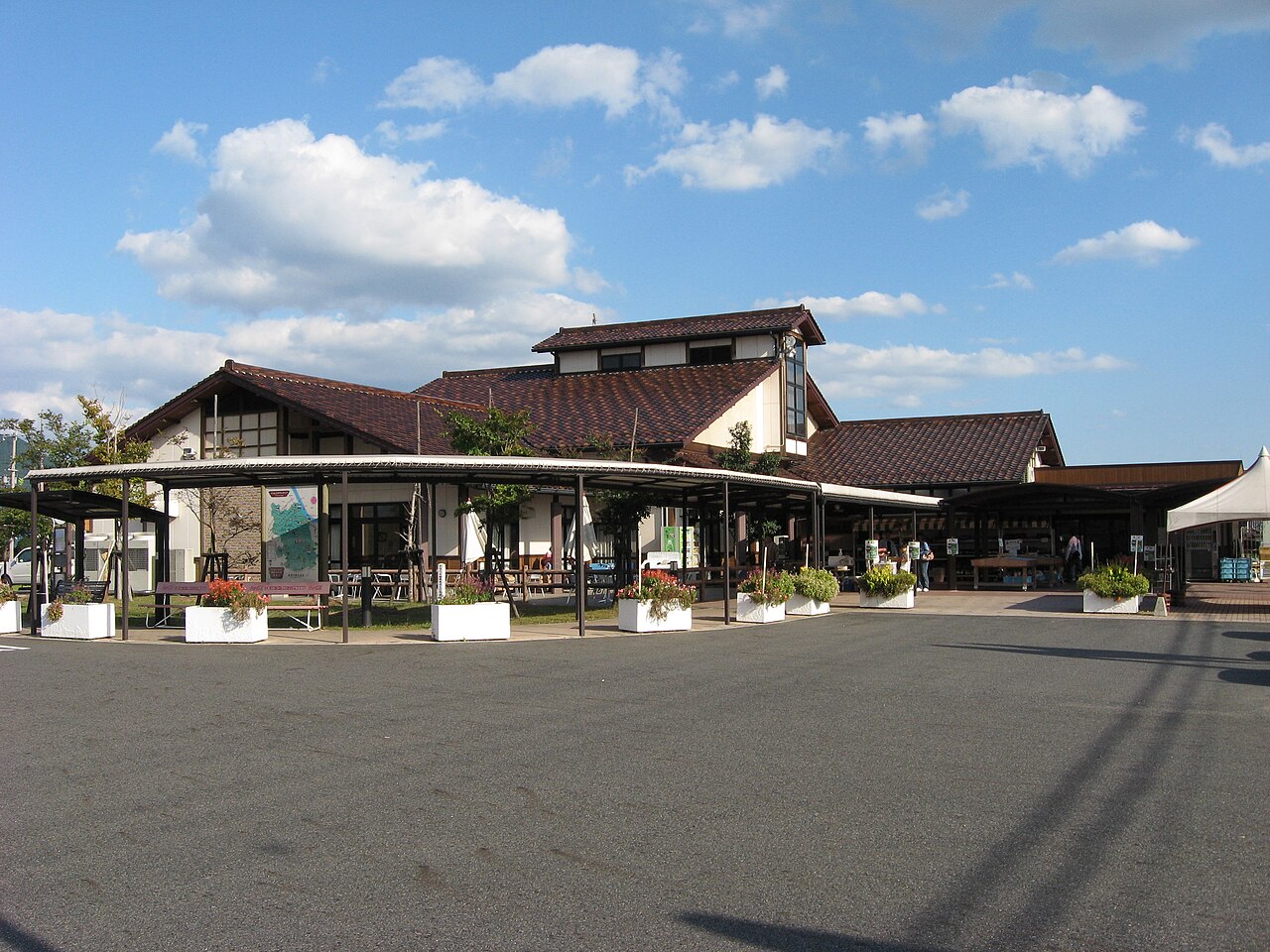 道の駅 アグリの郷栗東(栗東市)