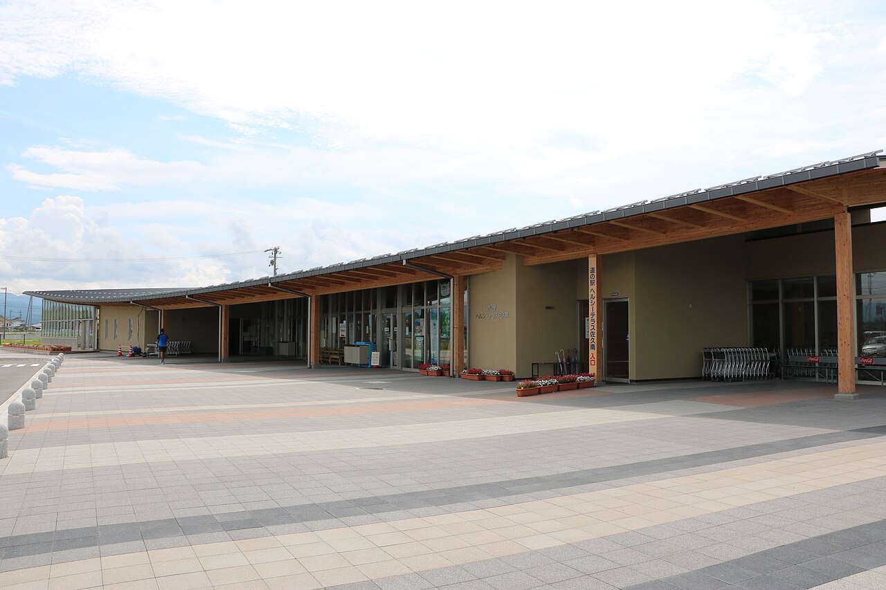 道の駅 ヘルシーテラス佐久南(佐久市)