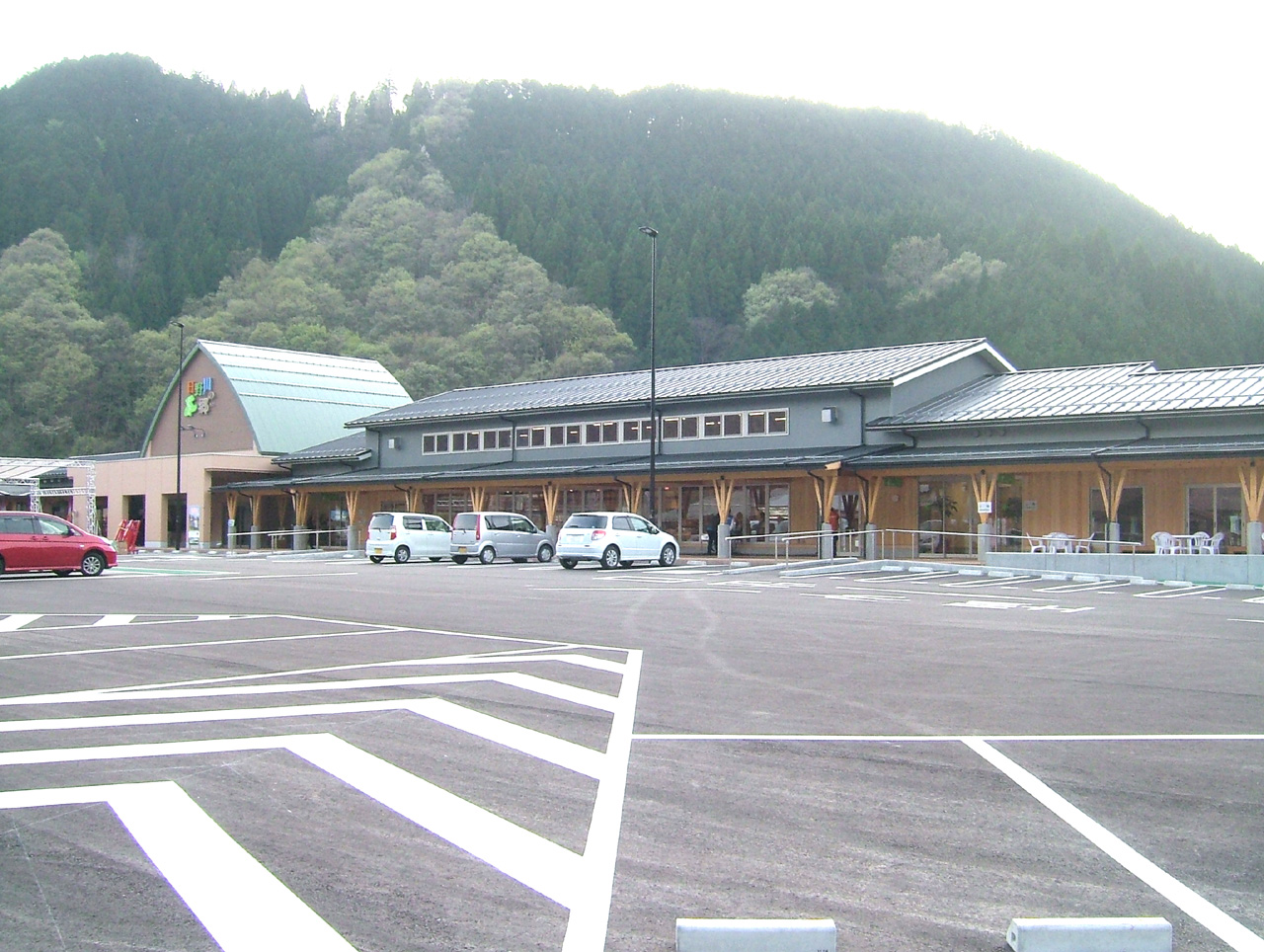 道の駅 にちなん日野川の郷(日南町)